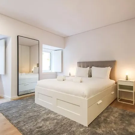 Amazing Liberdade Ground Floor W Ac Elevator