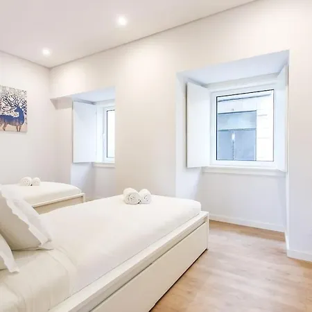 Amazing Liberdade Ground Floor W Ac Elevator 아파트 리스본